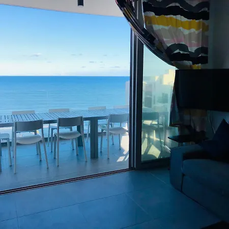 Atlantis Luxury Sea View * Larnaca